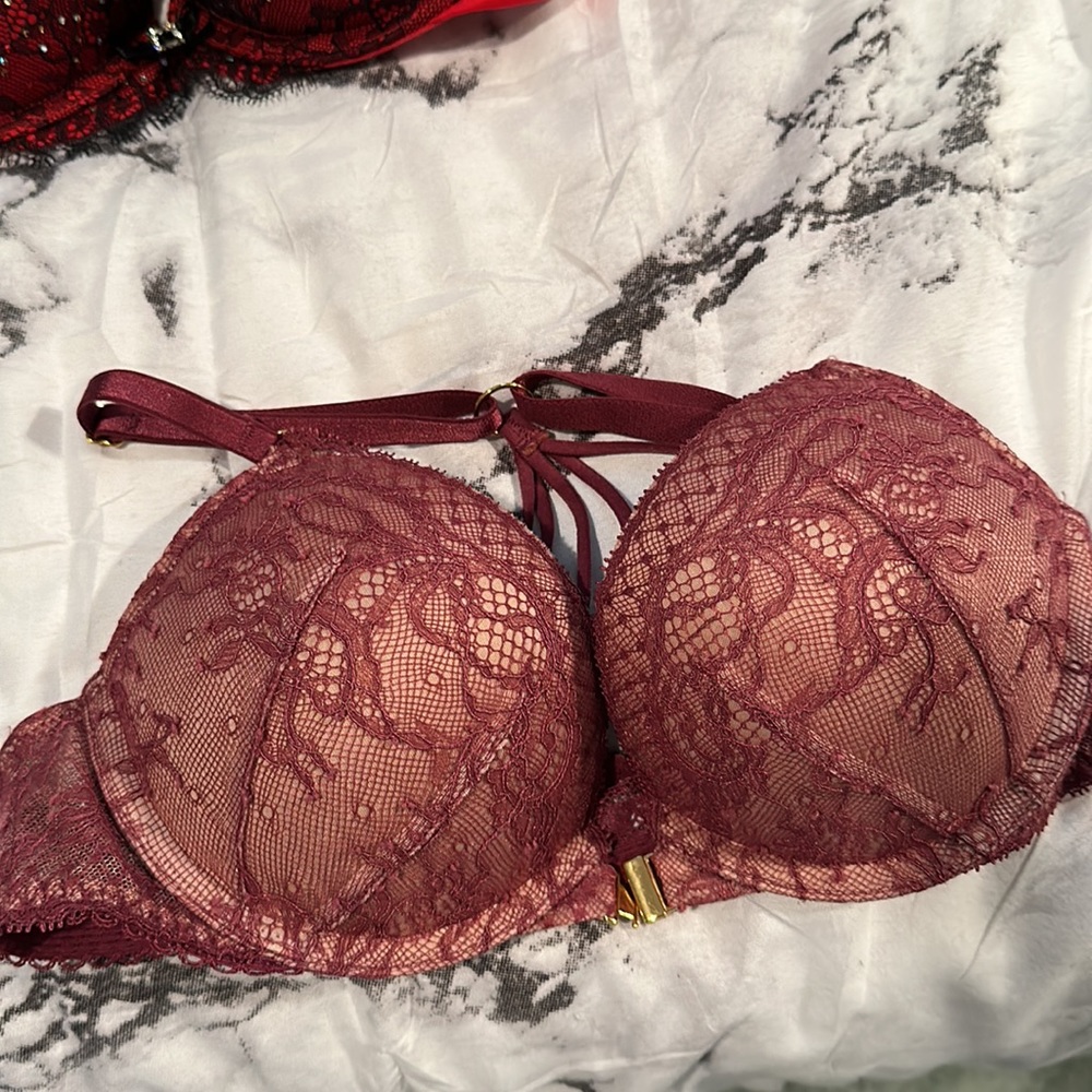 32A RACERBACK LACE WINE SNAP FRONT VICTORIA’S SECRET MIRACULOUS PLUNGE PUSH …